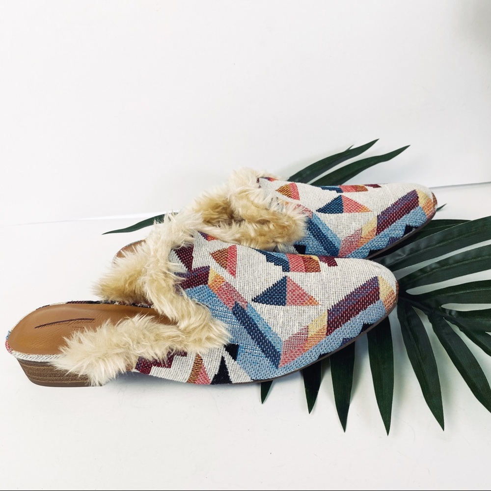 UNIVERSAL THREAD Southwest Faux Fur Mules